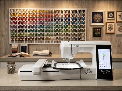 Näh und Stickmaschine TEXI TANGO DUO Größe XL