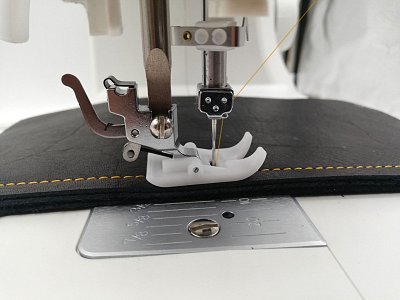 NÄHMASCHINE VERITAS POWER STITCH 17